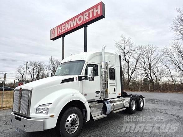 Kenworth T880 Naudoti vilkikai