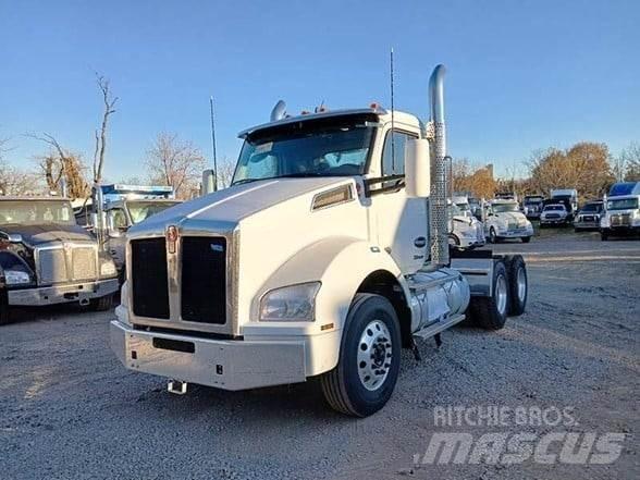 Kenworth T880 Naudoti vilkikai
