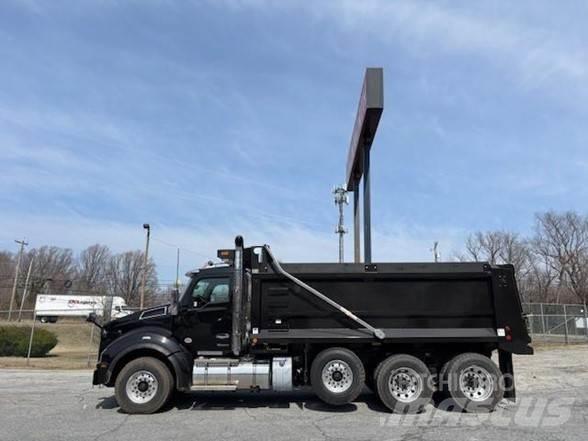 Kenworth T880 Savivarčių priekabų vilkikai