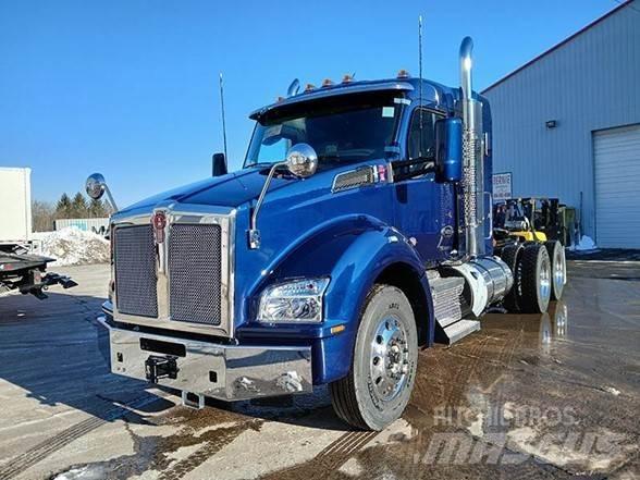 Kenworth T880 Naudoti vilkikai