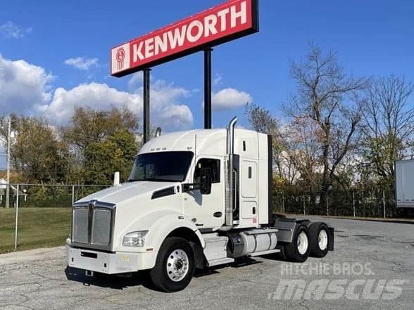 Kenworth T880 Naudoti vilkikai