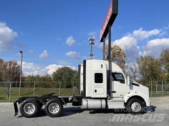 Kenworth T880 Naudoti vilkikai