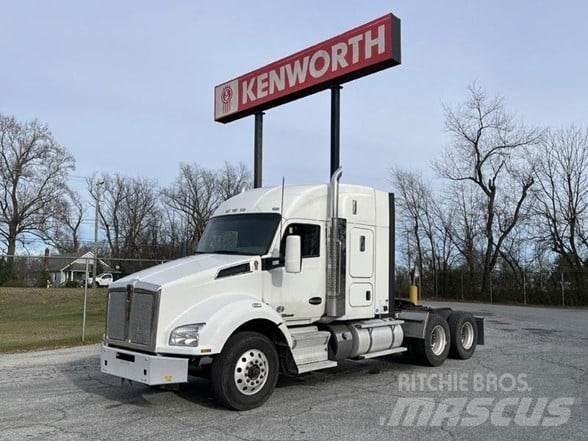 Kenworth T880 Naudoti vilkikai