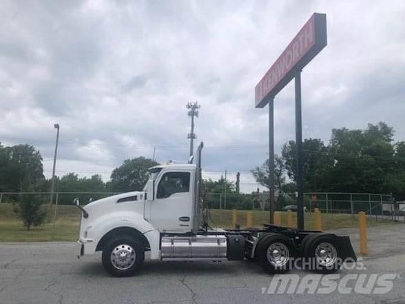 Kenworth T880 Naudoti vilkikai