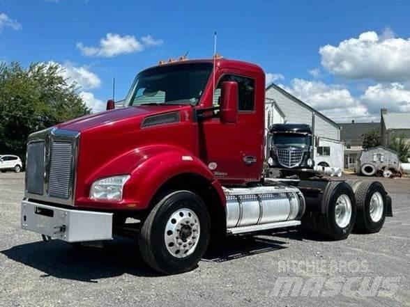 Kenworth T880 Naudoti vilkikai