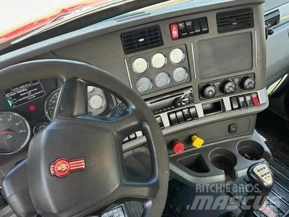 Kenworth T880 Naudoti vilkikai