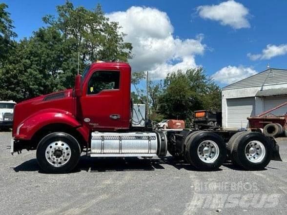 Kenworth T880 Naudoti vilkikai