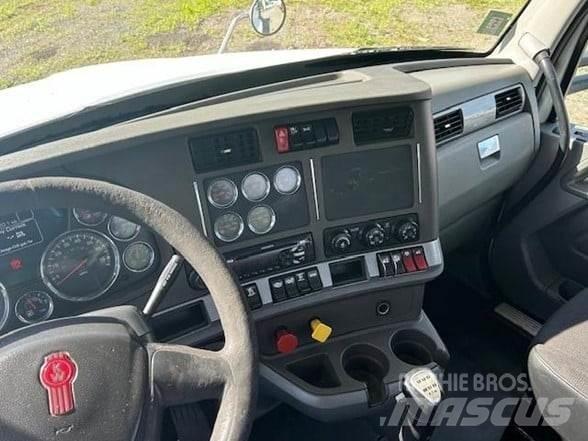Kenworth T880 Naudoti vilkikai