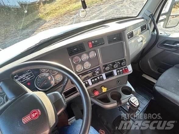 Kenworth T880 Naudoti vilkikai