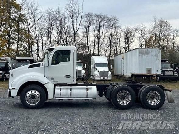 Kenworth T880 Naudoti vilkikai
