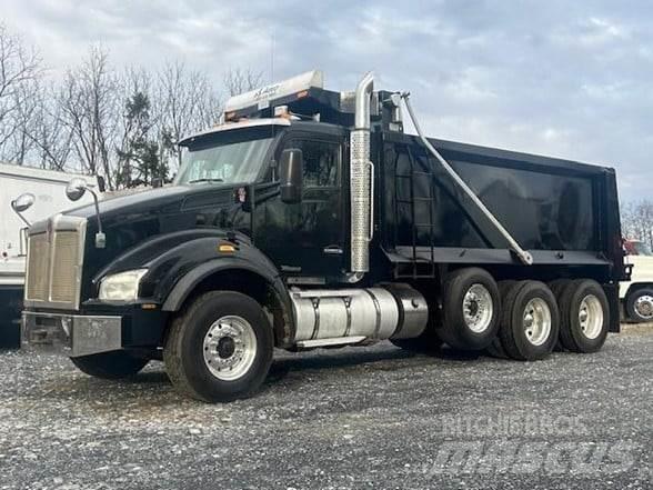 Kenworth T880 Savivarčių priekabų vilkikai