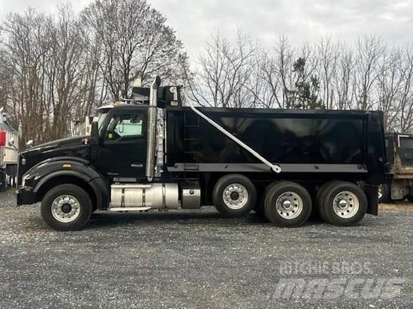 Kenworth T880 Savivarčių priekabų vilkikai