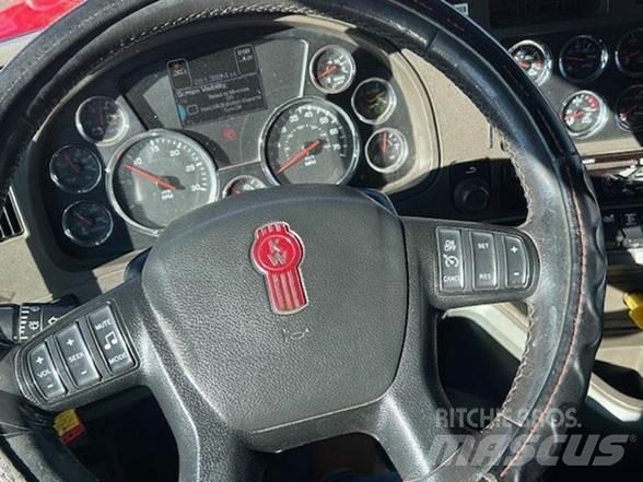 Kenworth T880 Savivarčių priekabų vilkikai