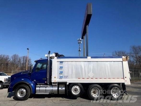 Kenworth T880 Savivarčių priekabų vilkikai