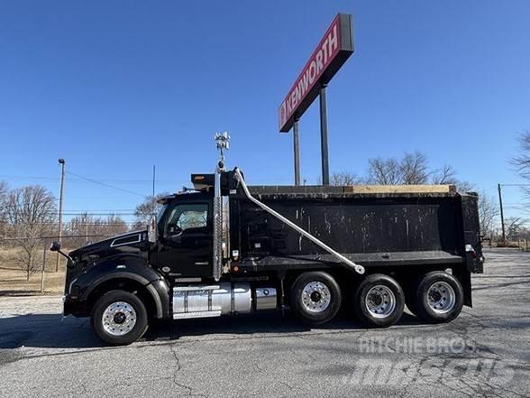Kenworth T880 Savivarčių priekabų vilkikai