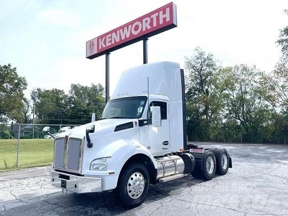 Kenworth T880 Naudoti vilkikai