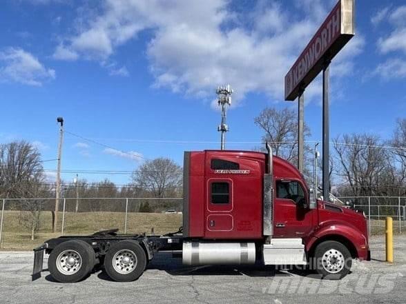 Kenworth T880 Naudoti vilkikai
