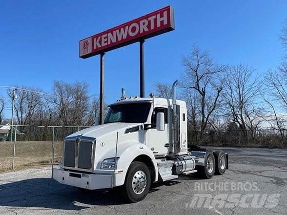 Kenworth T880 Naudoti vilkikai