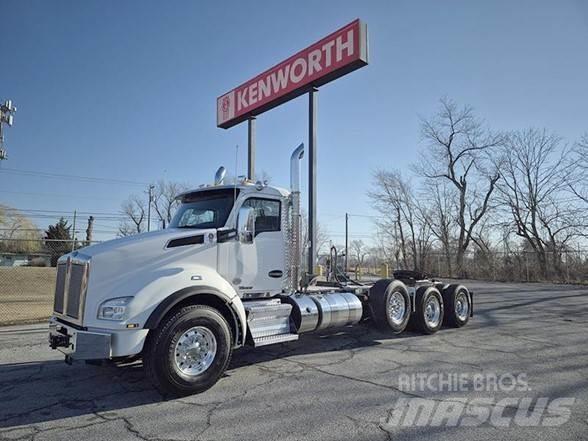 Kenworth T880 Naudoti vilkikai