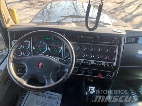 Kenworth W900B Savivarčių priekabų vilkikai