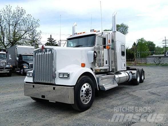 Kenworth W900L Naudoti vilkikai