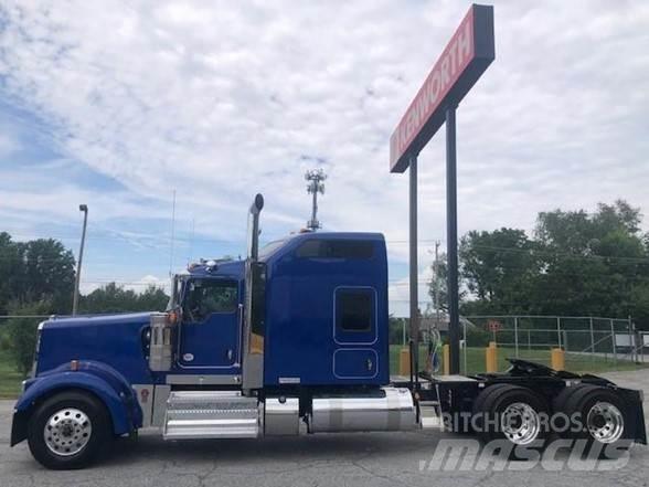 Kenworth W900L Naudoti vilkikai