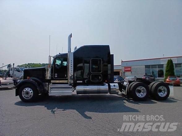 Kenworth W900L Naudoti vilkikai