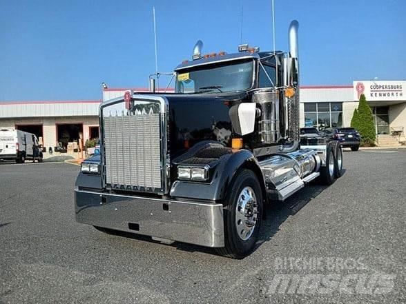 Kenworth W900L Naudoti vilkikai