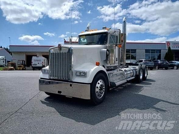 Kenworth W900L Naudoti vilkikai