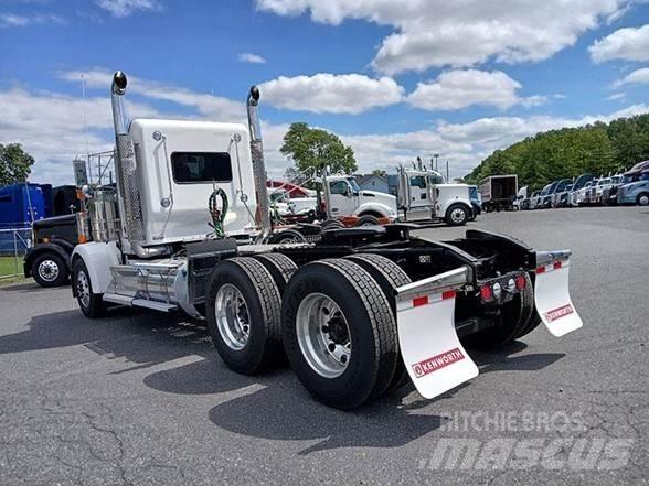 Kenworth W900L Naudoti vilkikai