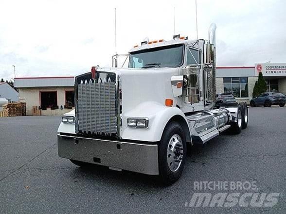 Kenworth W900L Naudoti vilkikai