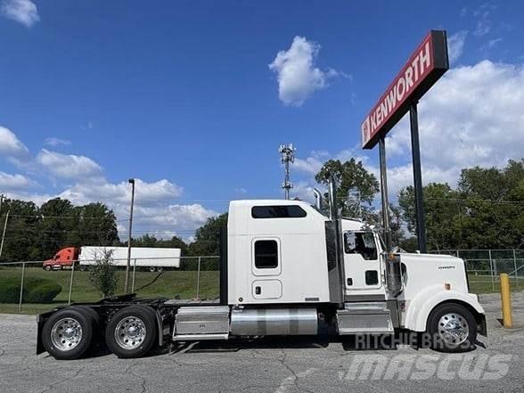 Kenworth W900L Naudoti vilkikai