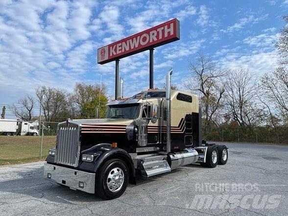 Kenworth W900L Naudoti vilkikai