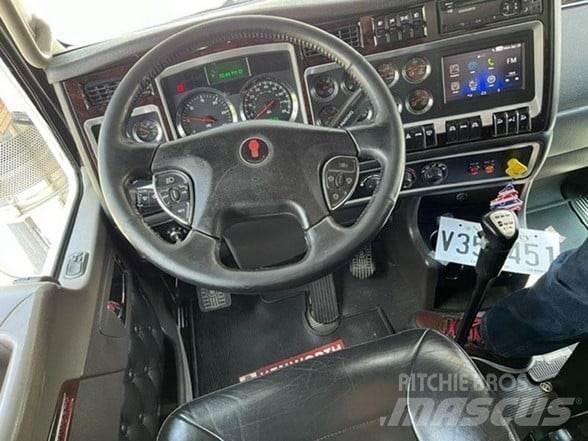 Kenworth W900L Savivarčių priekabų vilkikai