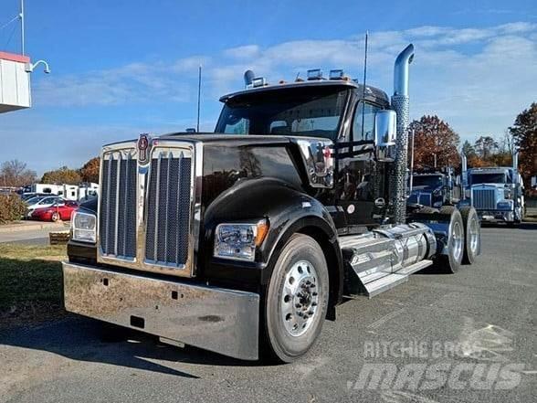 Kenworth W990 Naudoti vilkikai