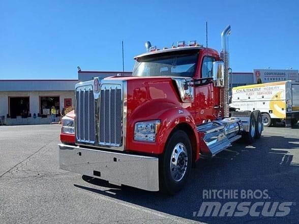 Kenworth W990 Naudoti vilkikai
