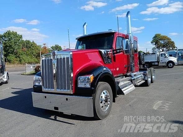 Kenworth W990 Naudoti vilkikai