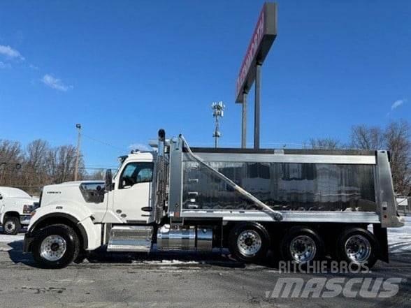 Kenworth W990 Savivarčių priekabų vilkikai