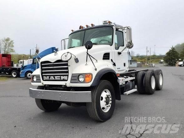 Mack GRANITE CV713 Važiuoklė su kabina