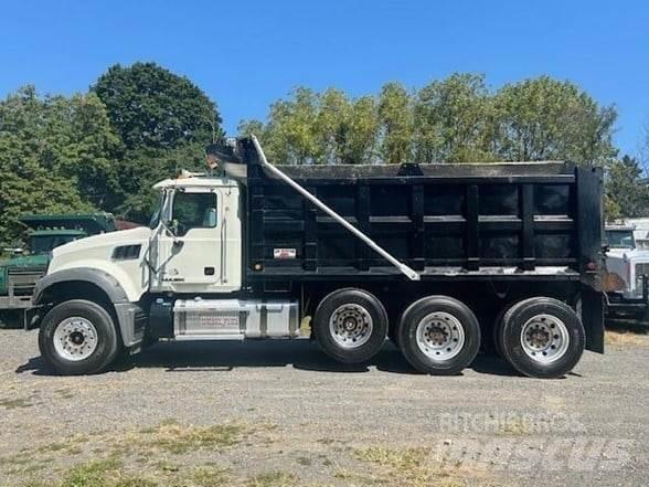 Mack GRANITE GU713 Savivarčių priekabų vilkikai
