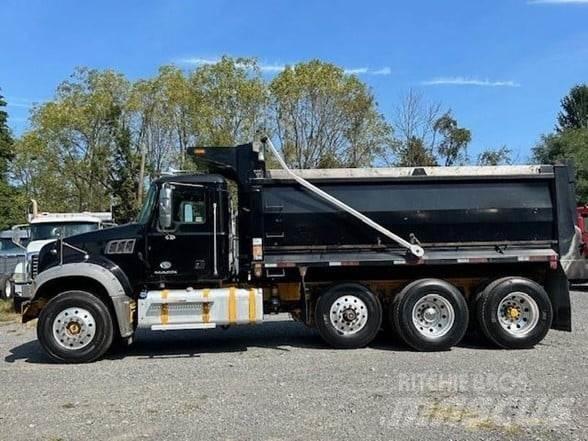 Mack GRANITE GU713 Savivarčių priekabų vilkikai