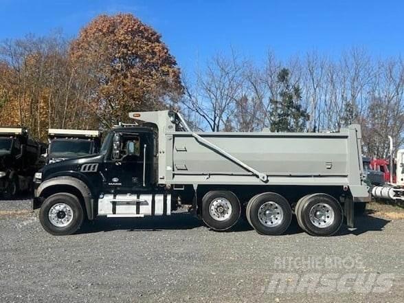 Mack GRANITE GU713 Savivarčių priekabų vilkikai