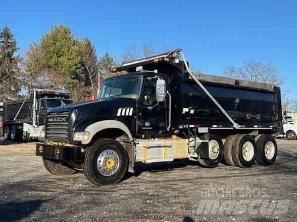 Mack GRANITE GU713 Savivarčių priekabų vilkikai