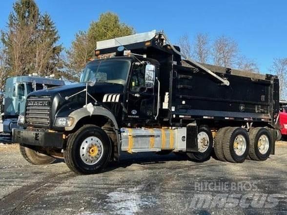 Mack GRANITE GU713 Savivarčių priekabų vilkikai