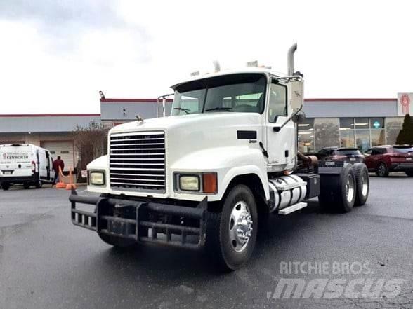 Mack PINNACLE CHU613 Naudoti vilkikai