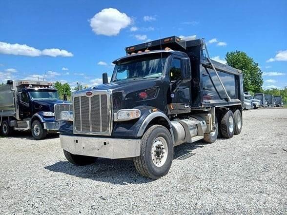 Peterbilt 567 Savivarčių priekabų vilkikai