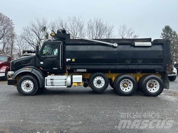 Peterbilt 567 Savivarčių priekabų vilkikai