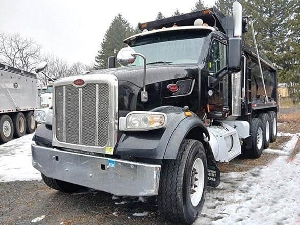 Peterbilt 567 Savivarčių priekabų vilkikai