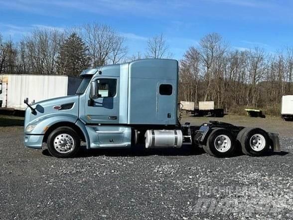 Peterbilt 579 Naudoti vilkikai