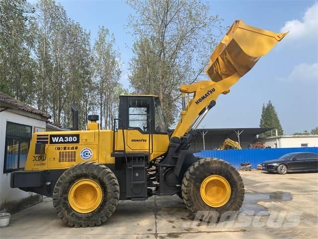 Komatsu WA380 Naudoti ratiniai krautuvai